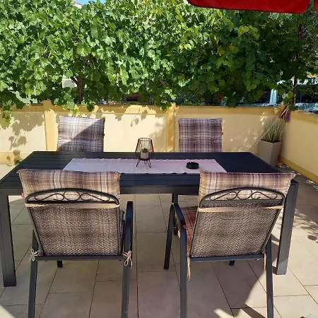 Levanda Apartment
