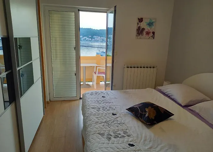 Levanda * Supetarska Draga